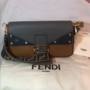 ‼️Fendi Leather Baguette‼️